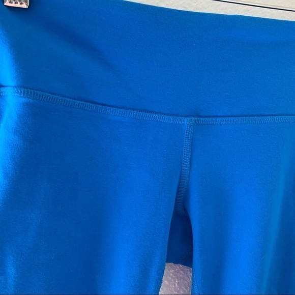 ALO Yoga Goddess Leggings Size XS - Picture 4 of 14